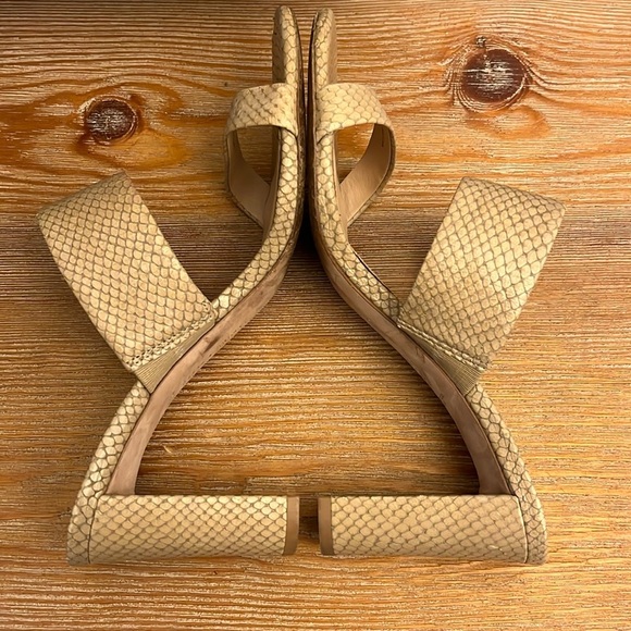 VERONICA BEARD Galoma Heeled Textured Leather Sandal - Coco - 8.5 - Picture 6 of 10